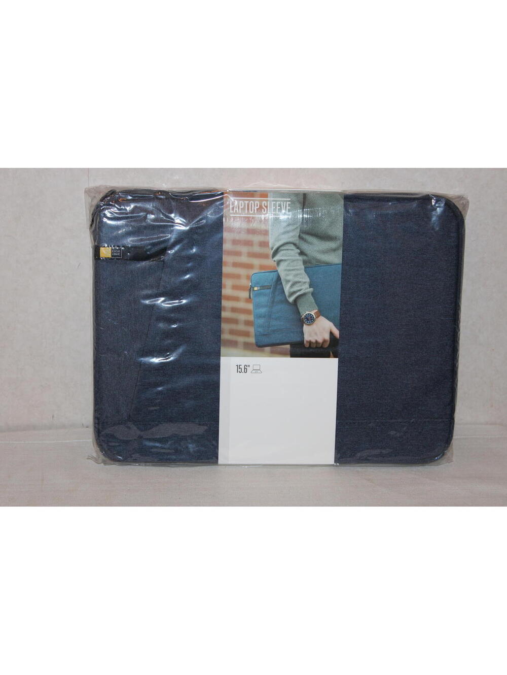 NEW Case Logic 15.6 Blue Laptop Sleeve
